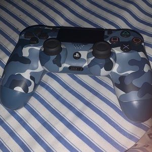 Camo blue print PS4 controller